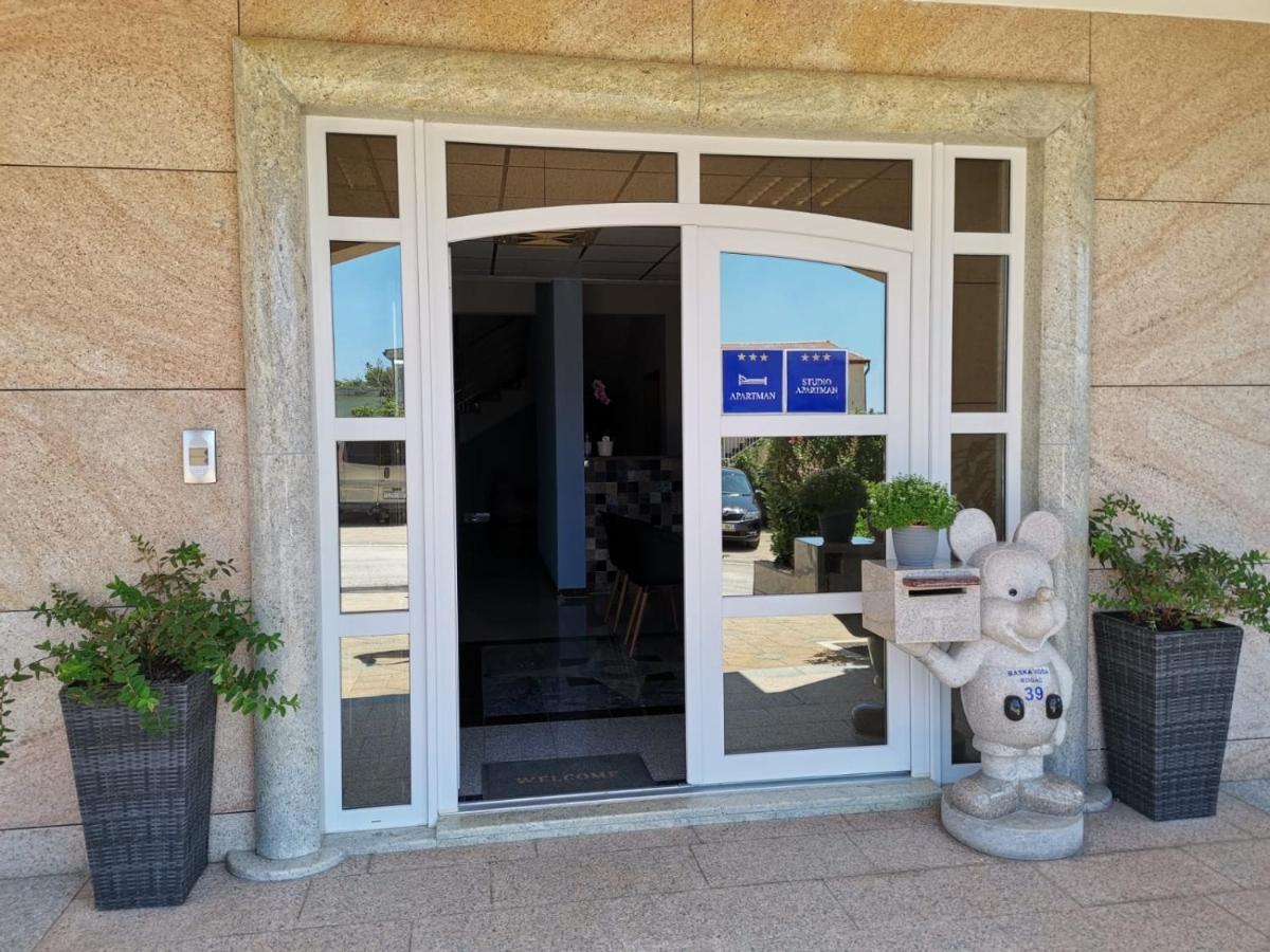 Villa Maric Baska Voda Luaran gambar